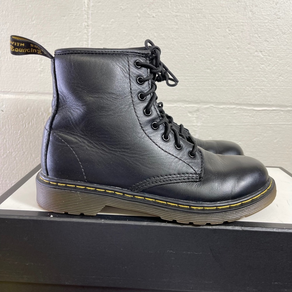 Dr. Martens Delaney Black Leather Lace Up Side Zip Boots Kids Size 3 US/2 UK